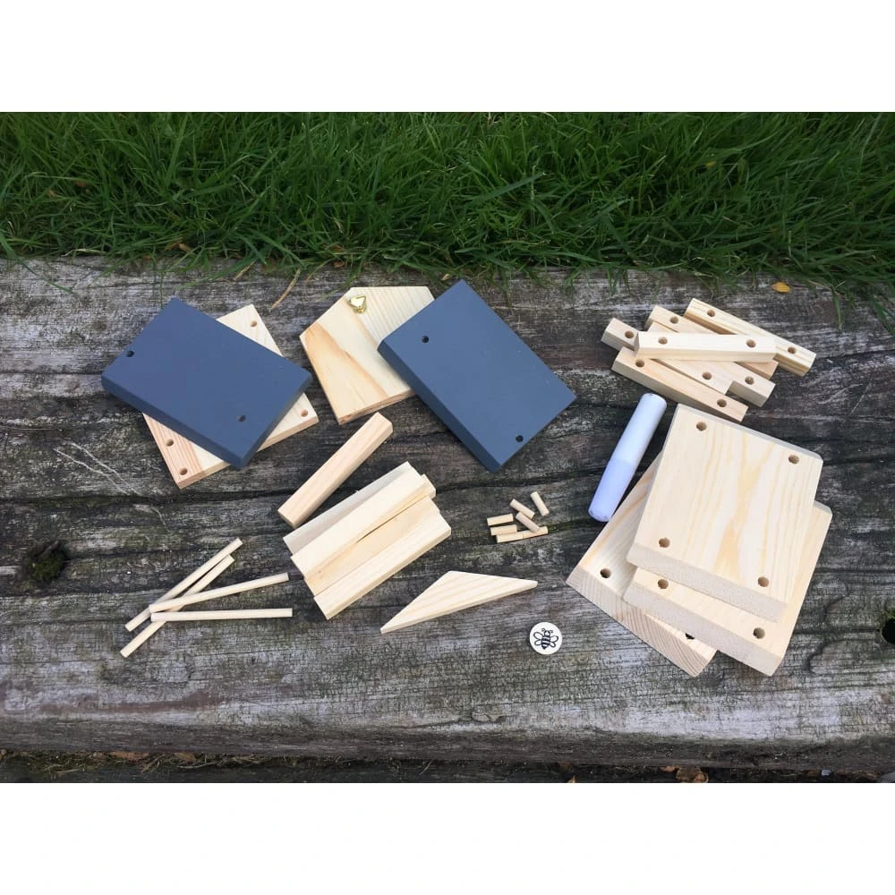 Build A Bee Hotel Gift In A Tin 5 Build A Bee Hotel Gift In A Tin - Image 3